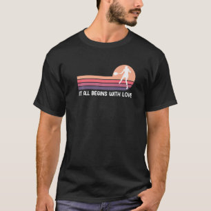 T-shirt Joueur De Tennis Tout Commence Avec Amour Tennis