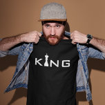 T-shirt Joueur d'échecs cool King Typography<br><div class="desc">Un design simple et cool pour ceux qui aiment jouer aux échecs.</div>