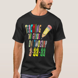 T-shirt Jour 2022, Enseignement 2E Année Le Jour 2-22-2