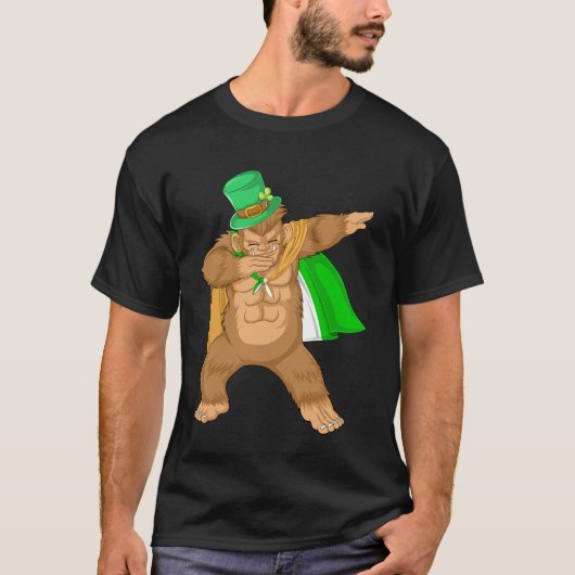 T-shirt Jour de la Saint Patrick à gros pieds (Devant)