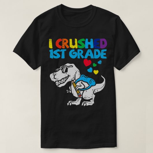 T-shirt Jour Dernier De L'École De Dinosaure De 1Ere Année (Design devant)
