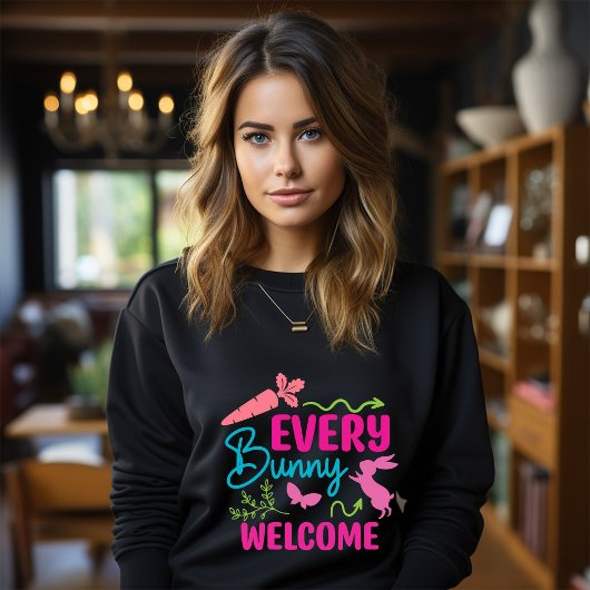 T-shirt Joyeux Pâques. Fleurs