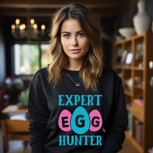 T-shirt Joyeux Pâques. Fleurs amusantes