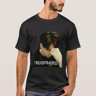 T-shirt jungkook est tellement FIABLE ! ! ! Sticker.png