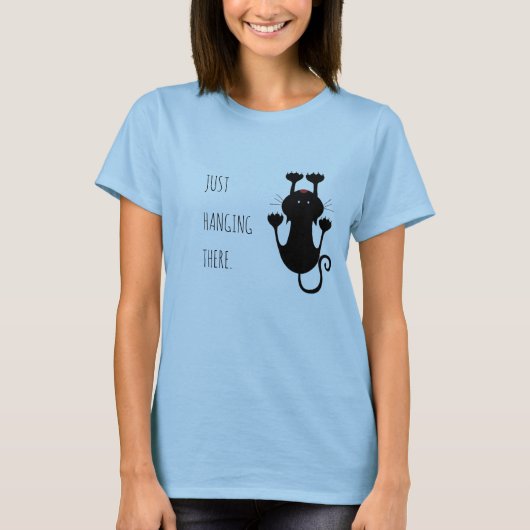 T-shirt Juste accroché là dessin animé de chat noir texte  (Devant)