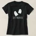 T-shirt Juste Marié Marié Marié Ou Groom Fantômes Mariage<br><div class="desc">Juste marié marié ou marié design a un motif fantôme mignon,  fait partie de la collection éffrayant mariage et est disponible dans plus de styles.</div>