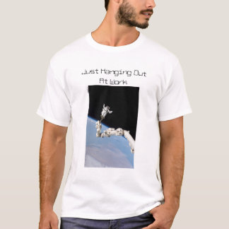 T-shirt Juste traînant au travail