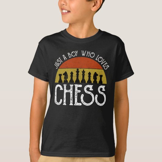 T-shirt Juste Un Garçon Qui Aime Les Échecs (Devant)
