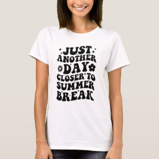 T-shirt Juste un jour de plus avant les vacances d'été Tas