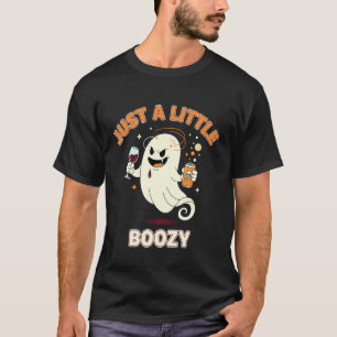 T-shirt Juste un petit fantôme d'Halloween costumé buvant