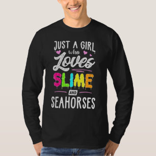 T-shirt Juste Une Fille Qui Aime Les Femmes Mince Et Hippi