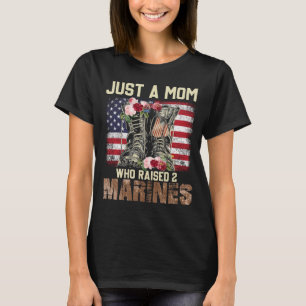 T-shirt Juste Une Maman Qui A Élevé Marines Drapeaux Am