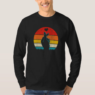 T-shirt K Pop Coeur Symbole à la main K Drama Coréen Pop V