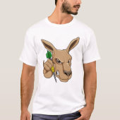 T-shirt Kangaroo comme joueur de Dart avec Dart (Devant)