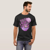 T-shirt Kawaii Creepy Cat Eating Ramen Noodles Pastel Goth (Devant entier)
