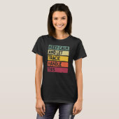 T-shirt Keep Calm and Let Tracie Handle This Quota Rétro (Devant entier)