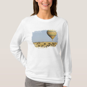 T-shirt Kenya, Masai Mara. Les touristes font un tour en m