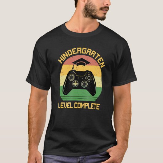 T-shirt Kindergarten Graduation Level Complete Video Gamer (Devant)