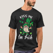 T-shirt Kiss Me I'm Irish. Gnome Shamrock Clover Saint Pat (Devant)