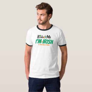 T-shirt Kiss Me Je ne suis pas Irlandais, c'est juste un m