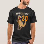 T-shirt KISS THE 20 Dino 20th Funny 20th Birthday Prem<br><div class="desc">MAINTENANT KISS THE 20 Dino 20th Funny 20th Birthday Premium.</div>