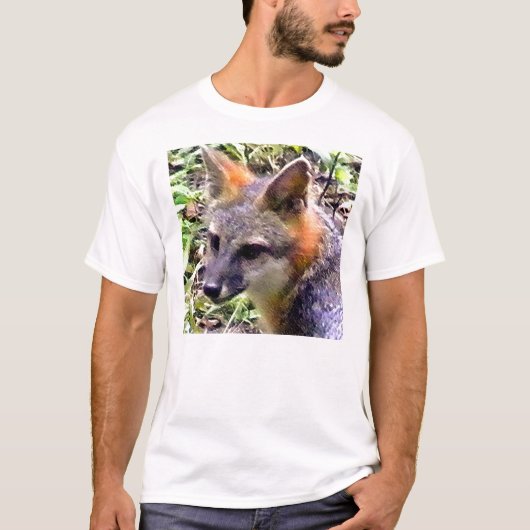 T-SHIRT KIT DE RENARD JOUANT DANS LA BROSSE (Devant)