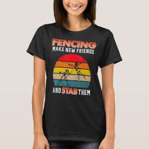 T-shirt La Clôture Fête De Nouveaux Amis Et Les Stab