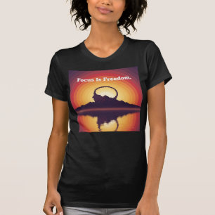 T-shirt La concentration est liberté — L'art d'une attenti