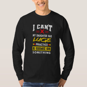 T-shirt La fille a une séance d'entraînement de luge  Humo