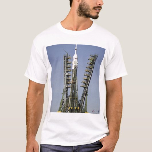 T-shirt La fusée Soyouz est montée en position 4 (Devant)