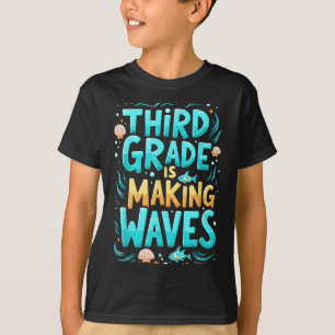 T-shirt La Troisième Année Drôle Rend Les Vagues De Sirène