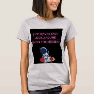 T-shirt La vie avance vite Astronaute Fusée Femme Gris