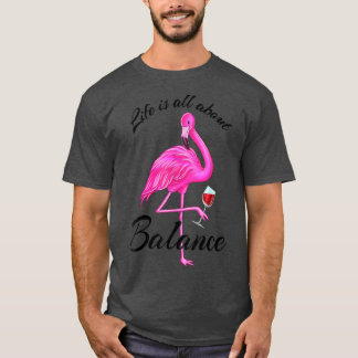 T-shirt La vie, c'est l'équilibre mignon rose flamant roug