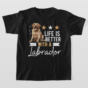 T-shirt La vie des animaux de compagnie de race de chien e