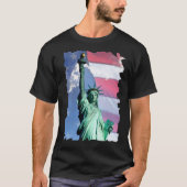 T-shirt Lady Liberty USA Drapeau Sky Clouds Statue de la L (Devant)