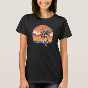 T-shirt LAKE LIFE parce que les plages sont salées Boating