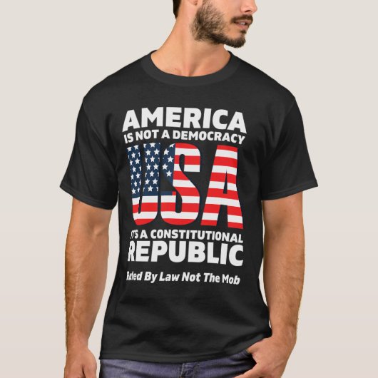 T-shirt L'Amérique Est Une République Constitutionnelle Di (Devant)