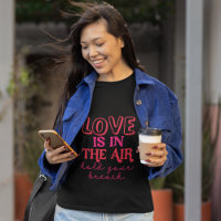 L'amour est dans l'air, retenez votre souffle
