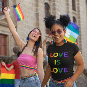 T-shirt L'amour est l'amour, la fierté LGBT
