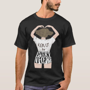 T-shirt L'amour est partout l'esthétique Y2000 coeur à la