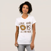 T-shirt L'amour et un Latke, c'est tout ce dont vous avez (Devant entier)