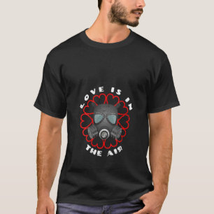 T-shirt L'Amour Rétro Des Femmes Est Dans L'Air Drôle Anti
