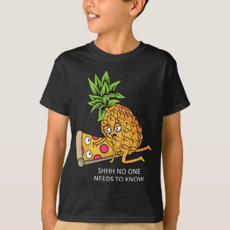 T-shirt L'ananas Appartient sur Pizza Lover amusant jeu de