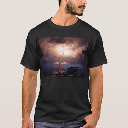 T-shirt Lancement de challengeur de navette spatiale (Devant)
