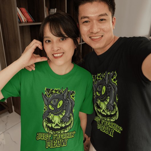 T-shirt Lancer l'obscurité avec Halloween de chat maléfiqu