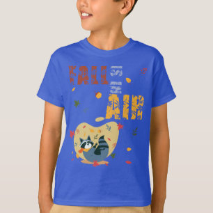 T-shirt L'automne est dans l'air avec un raton laveur qui
