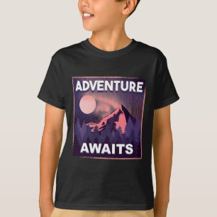T-shirt L'aventure Attend L'escalade De Montagne Randonnée