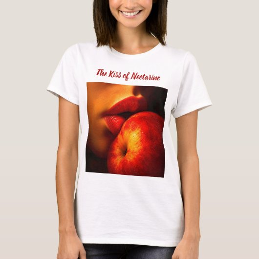 T-shirt Le Baiser de Nectarine – Un Portrait Intime (Devant)