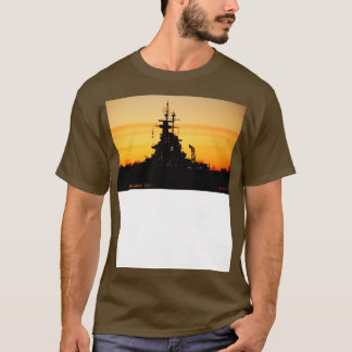 T-shirt Le Bateau À Chaussures Au Coucher Du Soleil