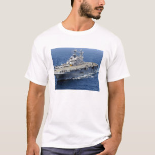 T-shirt Le bateau d'assaut amphibie USS Peleliu